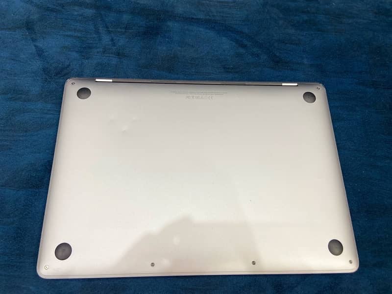 MacBook Pro A1708 2017 1