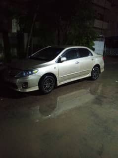 Toyota Corolla Altis 2012