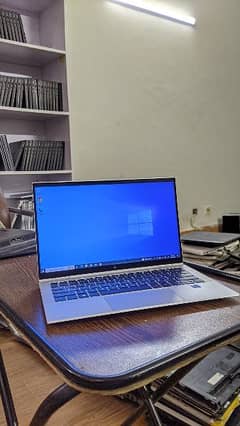 HP ELITEBOOK X360 1030 G8