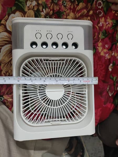 Mini Table AC fan with mist cooler 9