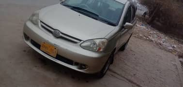 Toyota Platz 2003