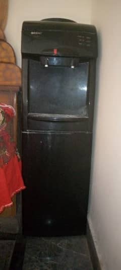 water dispenser refrigerator