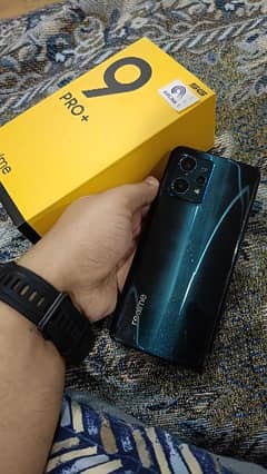 Realme 9 pro plus - back glass cracked