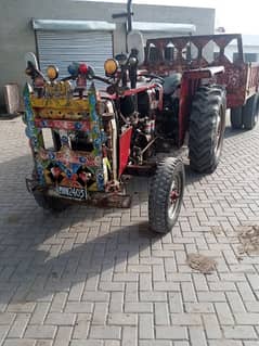 Tractor % Trauli