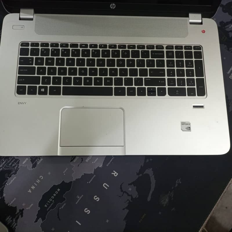 Hp Envy 17 Quad Core i7-4700MQ 4th Gen 8GB Ram 180GB Intel Orignal 0