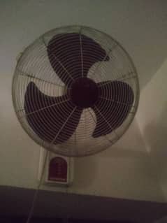 fan very good condition