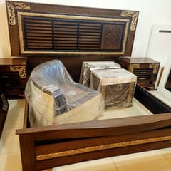 Wooden Royal King bed hardly used is up for sale