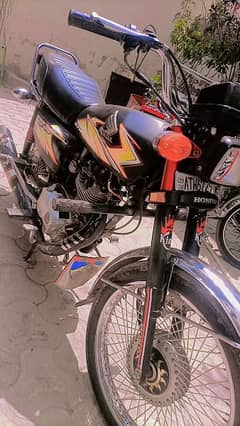 Honda 125 model 21 new condition