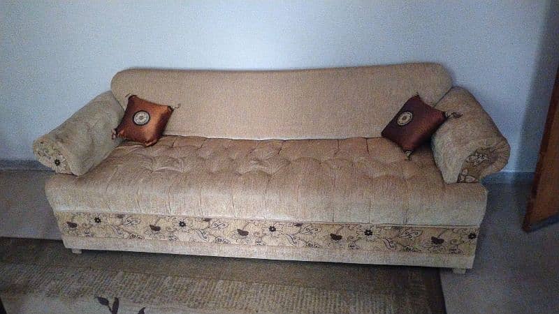 5seater used sofa 1