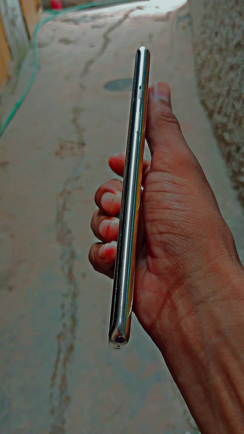 one plus 8 5g 8 128 mobile orignal not a kit 100% orignal 4