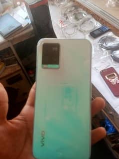 vivo y33s 8/128 good condition 10by10 box charger sarh h