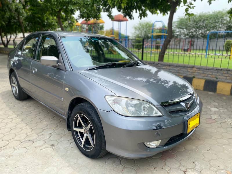 Honda Civic EXi 2005 3