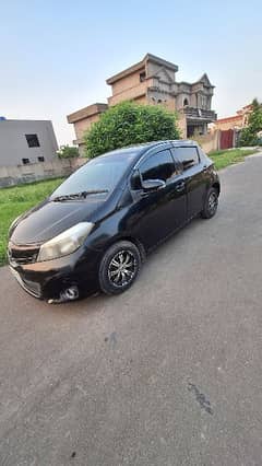 Toyota Vitz 2011/2015 0