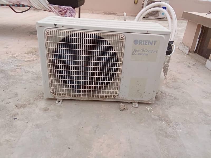 Orient 1.5 ton AC DC Inverter Split 2