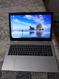 Hp i5 8th Generation with 256 SSD