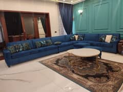 11 Seater L Shaped Sofa+ 2 Ottomans