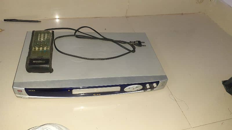 DVD    CD    player for  sale 0