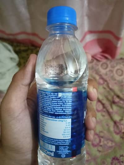 Aquafina Water bottle
