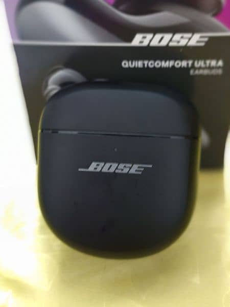 Bose quiet Comfort ultra brand new condition 5