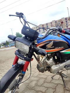 honda 70 cc 2016 model 10/10 condition