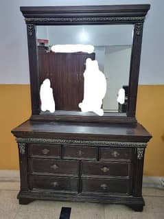 dressing table and side tables