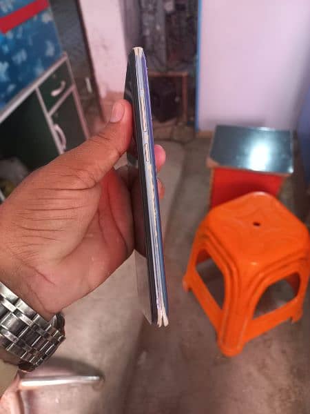 Vivo V19 available for sell 1