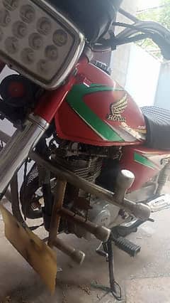 Honda 125 in Good Condition