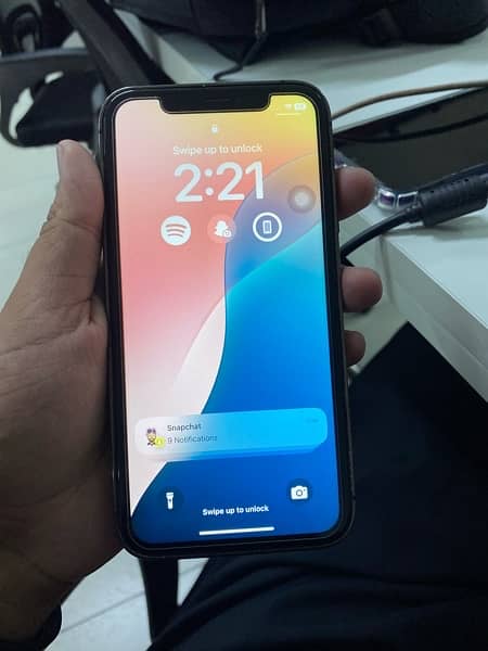 IPHONE XR FACTORY UNLOCKED 64Gb CONVERTED 0