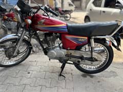 Honda 125 Bike (2010) in Good Condition