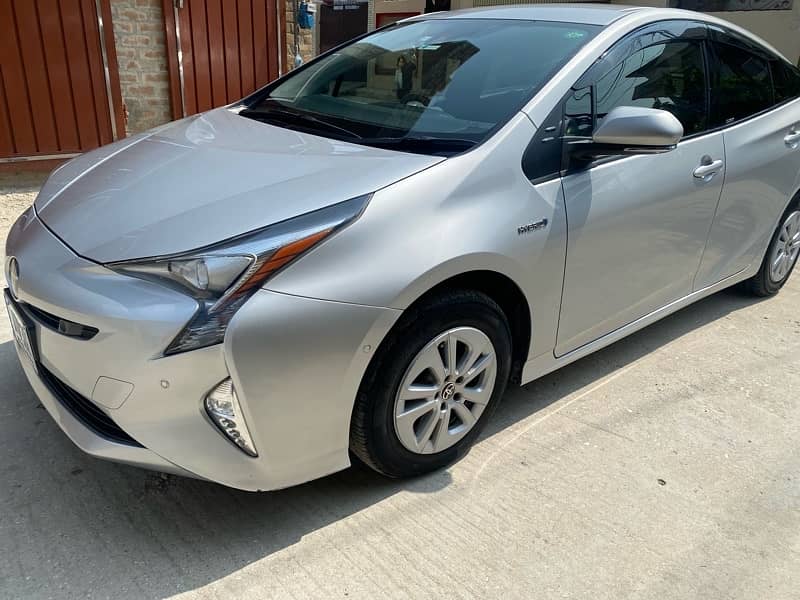 Toyota Prius 2018 5