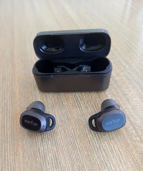 Earfun Free Pro TW301 Earbuds 0