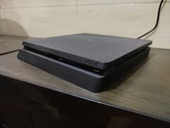 PS4 slim