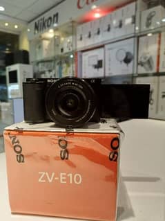 Sony ZvE10 Mirror less 4k Camera New