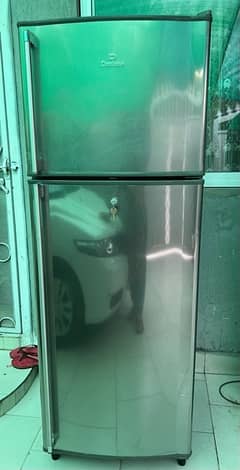 Dawlance refrigerator (5 months in used)