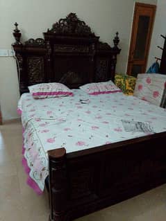 chinyoti king size bed