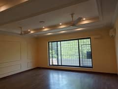 Spacious 8-Bedroom, 3-Floor House for Rent in Prestigious F-7, Islamabad
