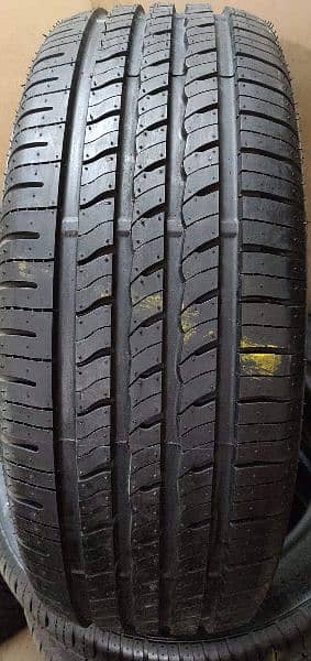 sportage Peugeot SUVs tire 225-55-18 2