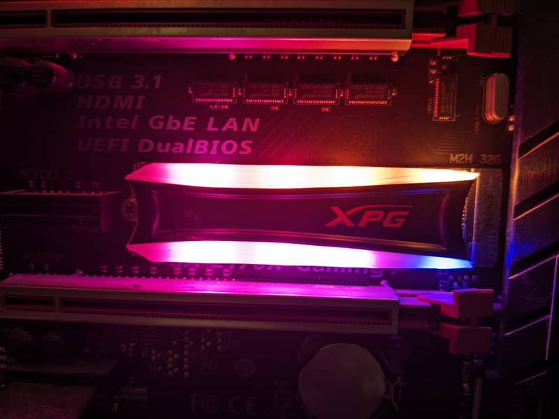 ADATA XPG Spectrix S40G 256GB RGB GEN3X4 M. 2 2280 2