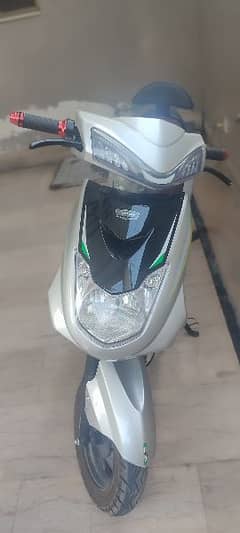 Electric scooty for sale