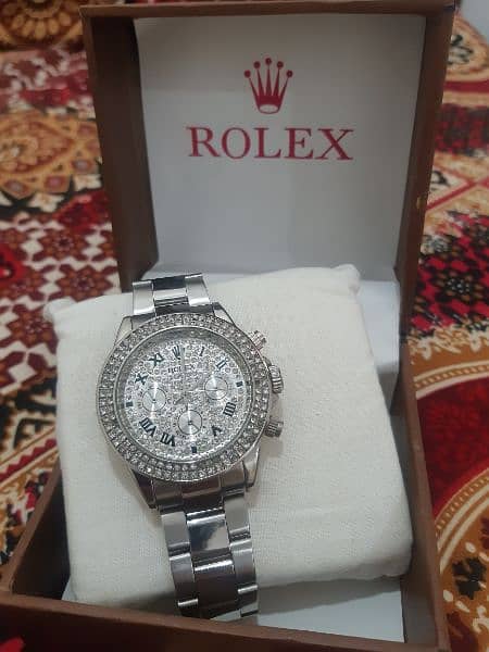 "Luxury Rolex Chronograph: Sparkling Elegance, Limited Time Offer!" 0