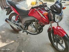 125 Suzuki gsx,self start,tubeles tire,all Punjab nmbr Laga ha,comfort 0