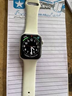 apple watch series 8 10/9.5 condition  full box