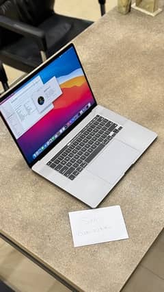 MacBook Pro 2019 i9 32GB 16 inch