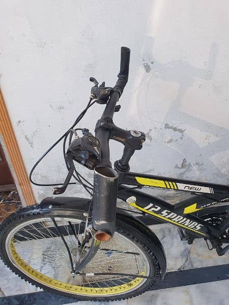 sports bicycle with gears 2