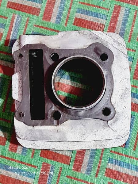 genuine Head, Cylinder for suzuki Gs150 with genuine valves, 7