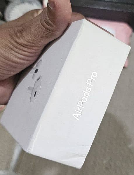 Airpods Pro Complete Box 10/10 not used Brand new just Box Open U. K 4