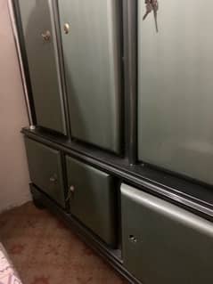 safe Almari good condition