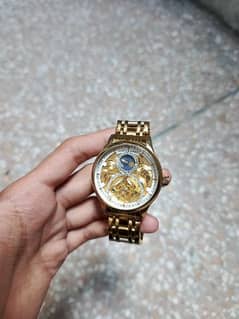 AOKULASIC GOLDEN WATCH