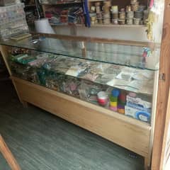 shales Rack and Display Counter
