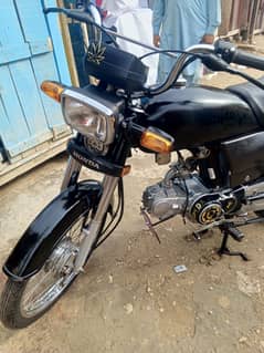 Honda CD 70 2024